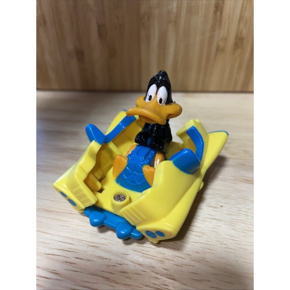 Daffy Duck jet engine car WB Looney Tunes 1992 TM Warner Vintage Action Figure
